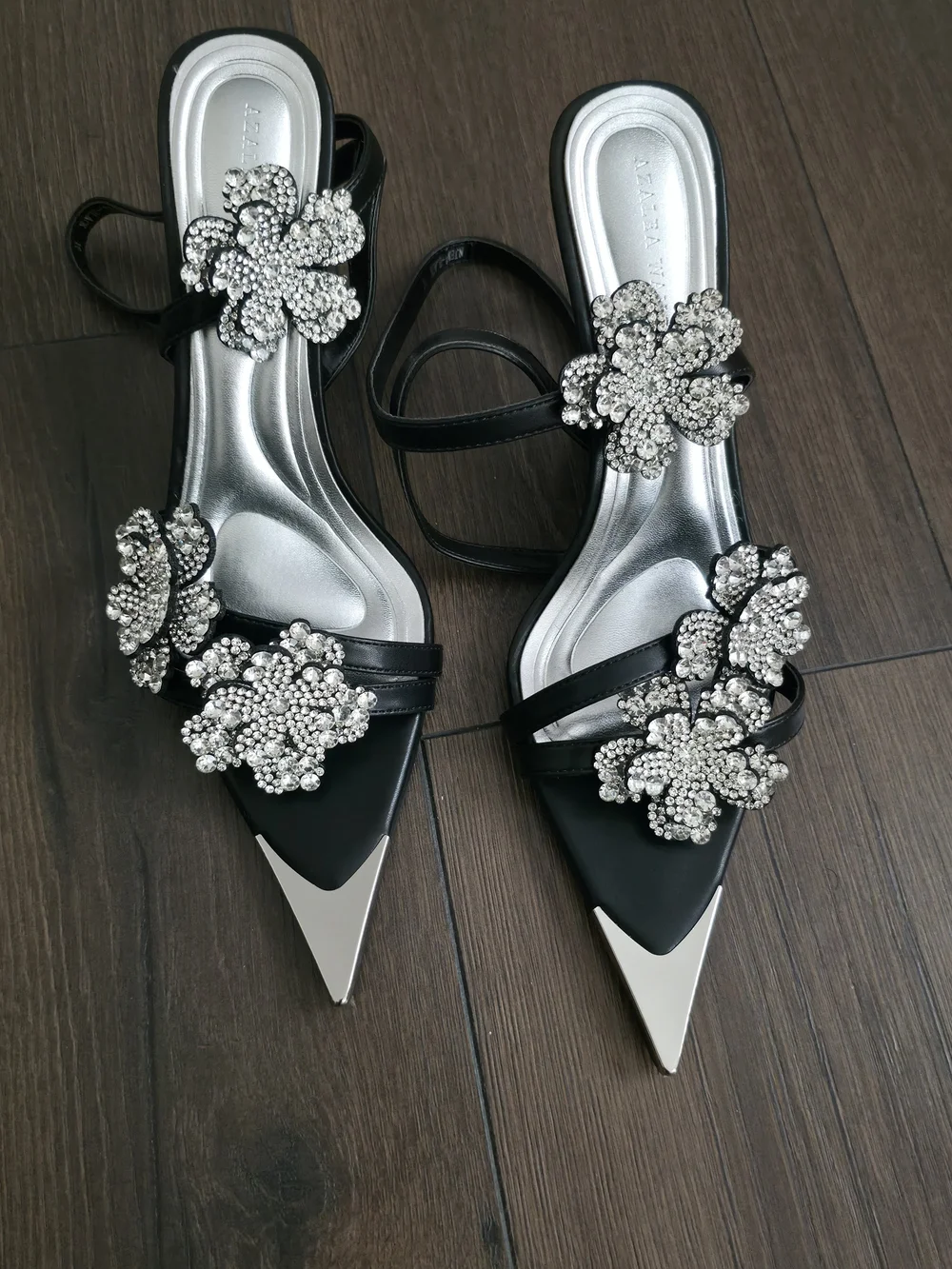 AZALEA WANG Njema Flower Embellished Stiletto Heel